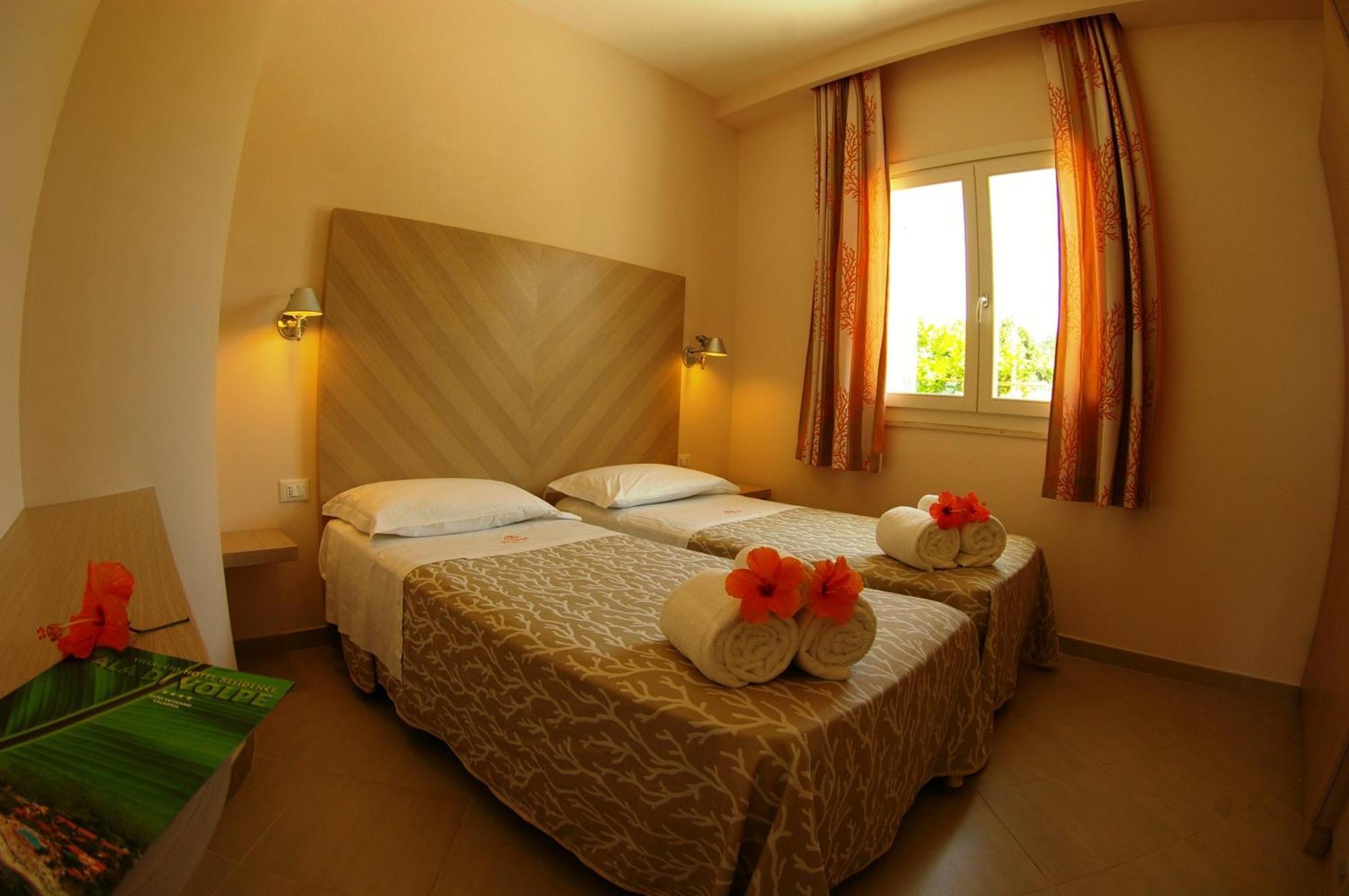Hotel Villaggio Cala Di Volpe Capo Vaticano Zewnętrze zdjęcie