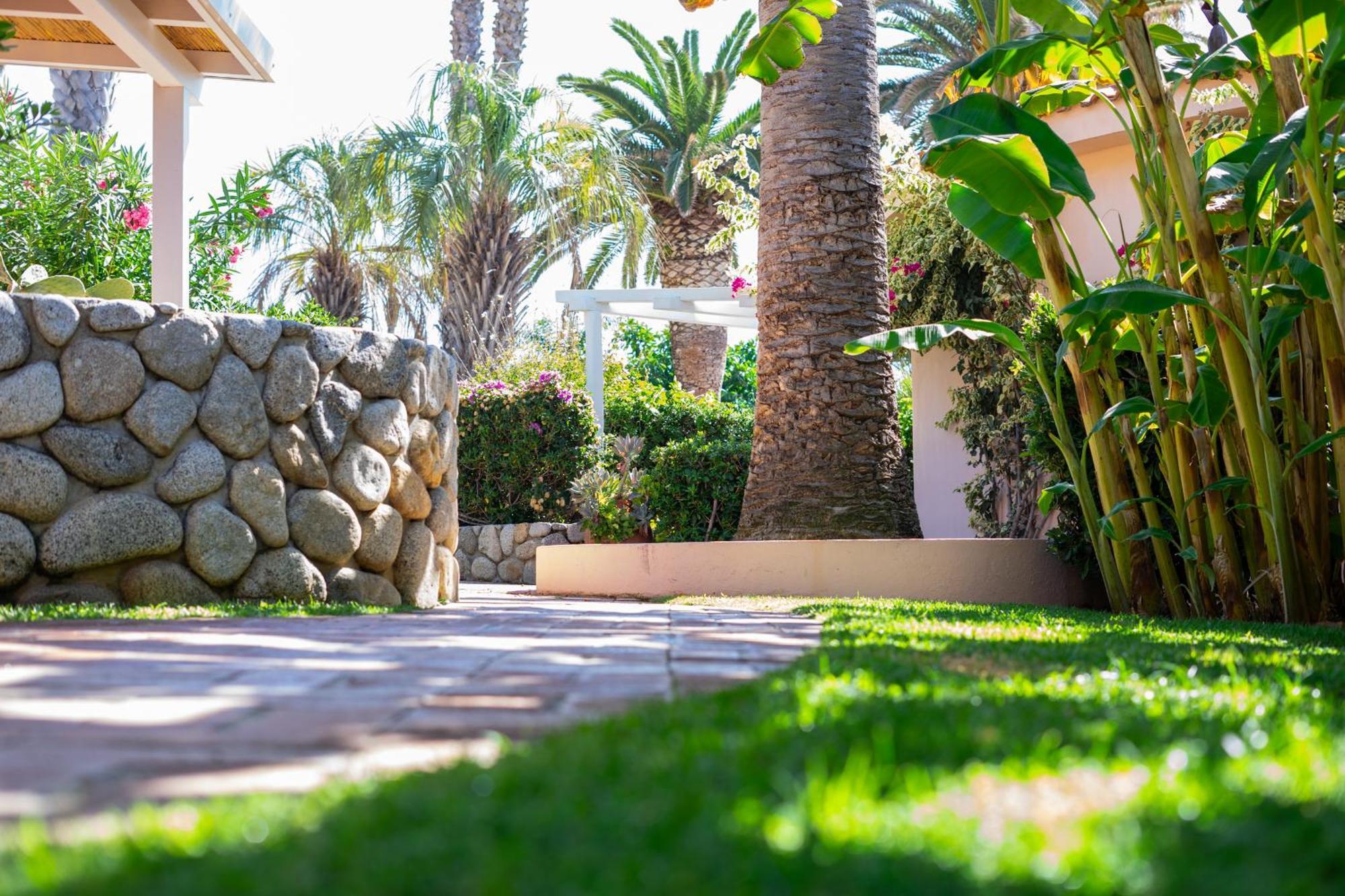 Hotel Villaggio Cala Di Volpe Capo Vaticano Zewnętrze zdjęcie