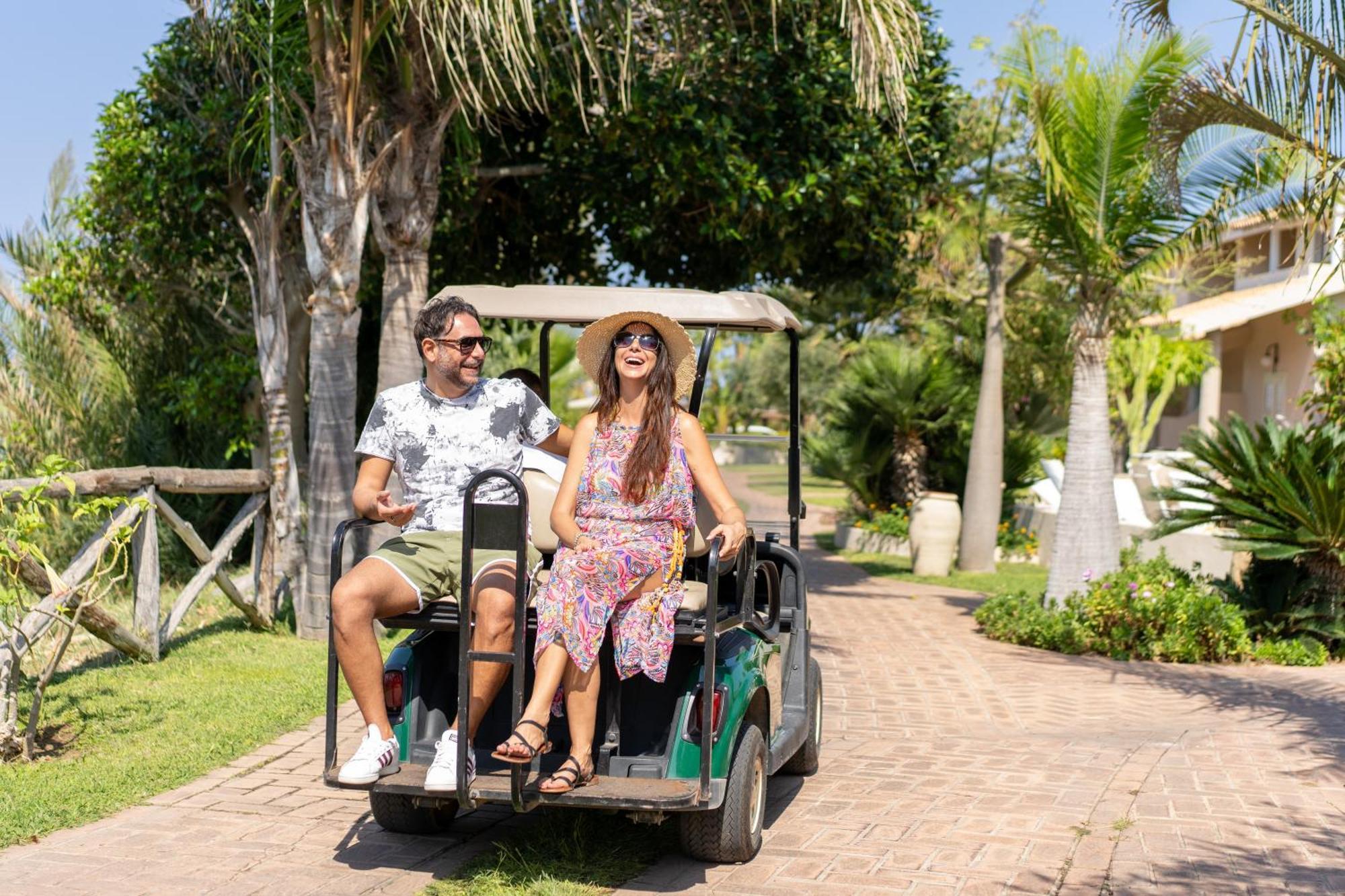 Hotel Villaggio Cala Di Volpe Capo Vaticano Zewnętrze zdjęcie