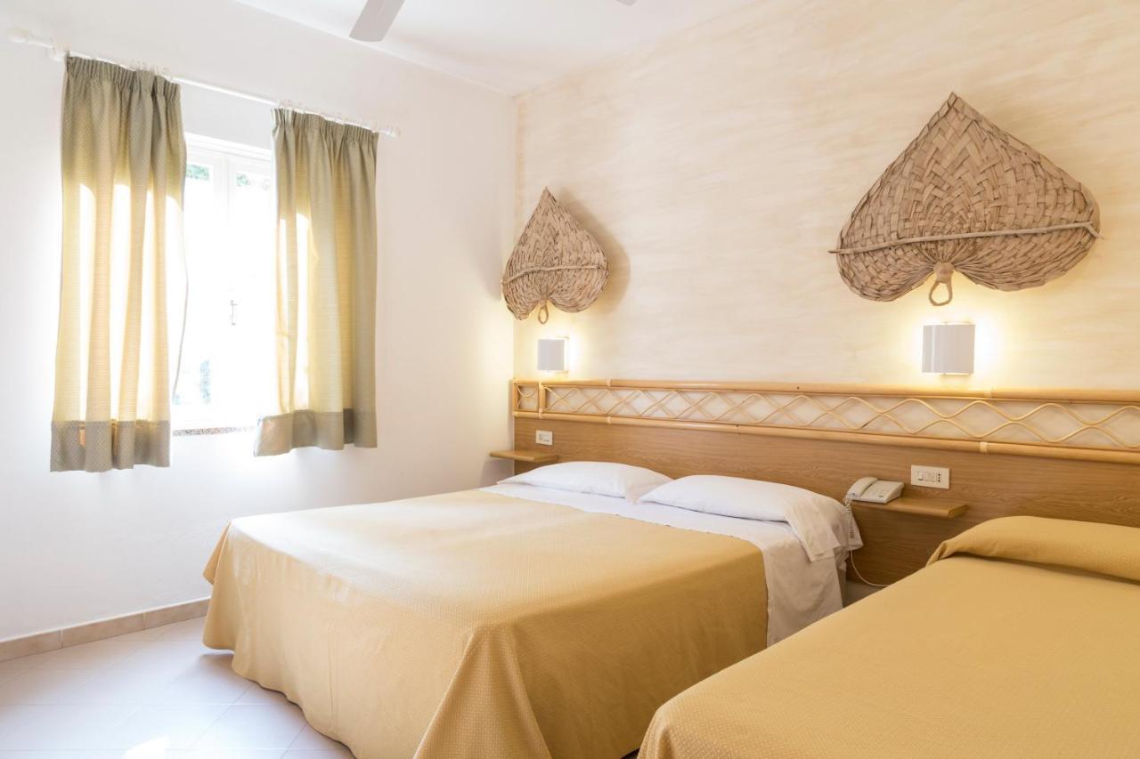 Hotel Villaggio Cala Di Volpe Capo Vaticano Zewnętrze zdjęcie